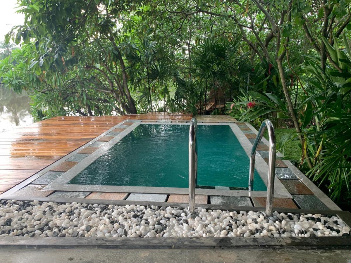 Nature Cabanas & Floating Restaurant Galle Exterior photo